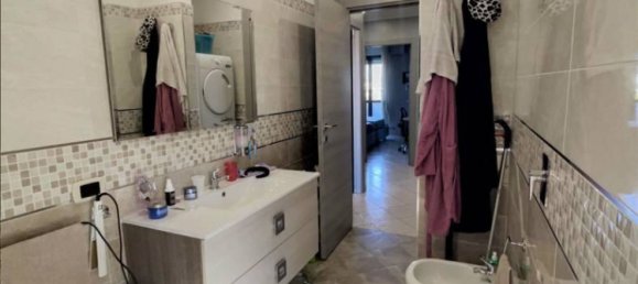 2 bedrooms Apartment in Novara, Italy No. 47127 12