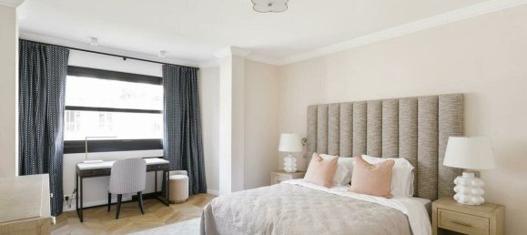 4 bedrooms Apartment in Paris, France No. 172264 8