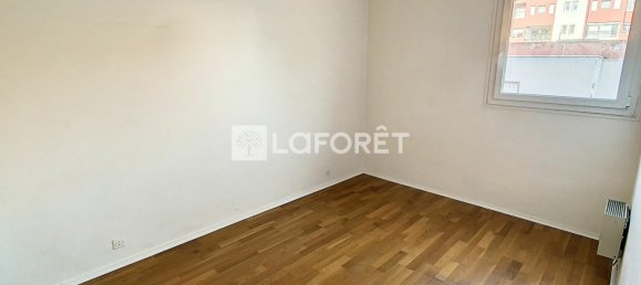 3 bedrooms Duplex in Villejuif, France No. 187227 9