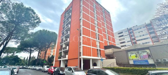 4-salle Appartement à Rome, Italy No. 118450 2