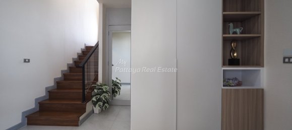 Café/restaurante de 3 dormitorios en Pattaya, Thailand No. 8005 15