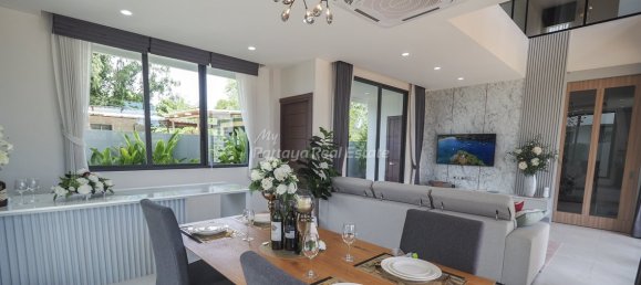 Café/restaurante de 3 dormitorios en Pattaya, Thailand No. 8005 8