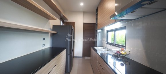 Café/restaurante de 3 dormitorios en Pattaya, Thailand No. 8005 13