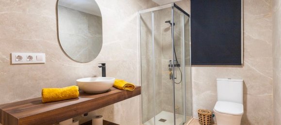 5 Schlafzimmer Haus in Alicante, Spain, Nr. 185172 13