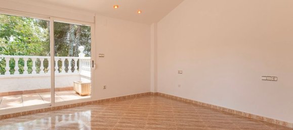 5 Schlafzimmer Haus in Alicante, Spain, Nr. 185172 32