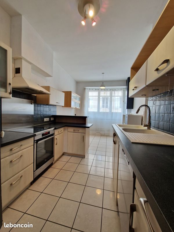 Таунхаус с 4 спальнями в Пломбьер-ле-Дижон, Франция № 258100