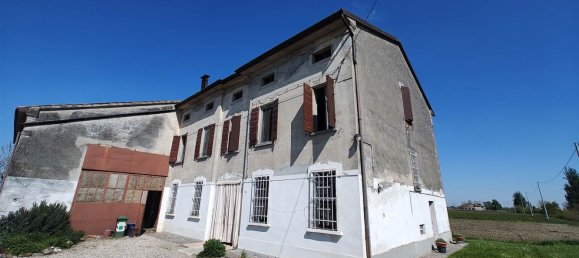 16 bedrooms House in Pegognaga, Italy No. 362212 2