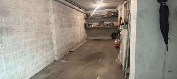 35m² Garage in Turin, Italy No. 284726 10