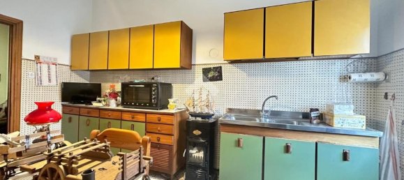 Квартира с 4 комнатами в Тускания, Италия № 87549 17