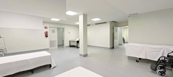 463m² Commercial property in Perillo, Spain No. 49704 21