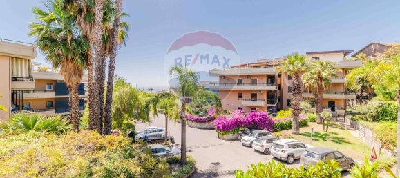 Apartamento de 1 dormitorio en Tremestieri Etneo, Italy No. 329277 3