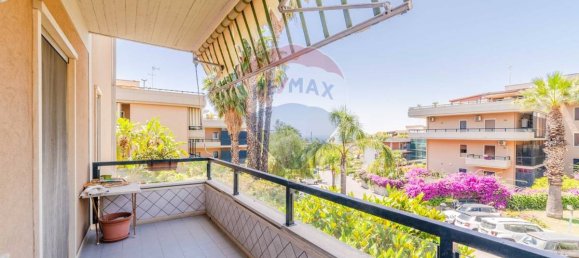 Apartamento de 1 dormitorio en Tremestieri Etneo, Italy No. 329277 4