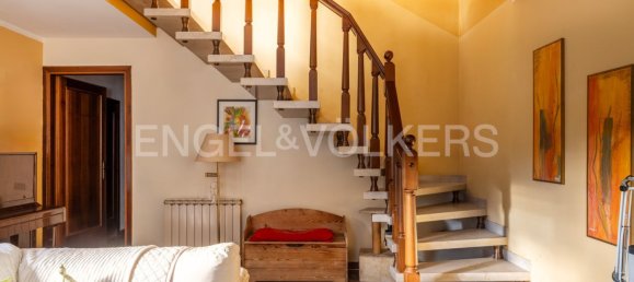 6 rooms House in Castelveccana, Italy No. 132373 3