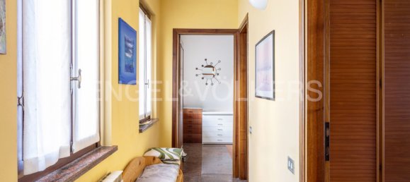 6 rooms House in Castelveccana, Italy No. 132373 10