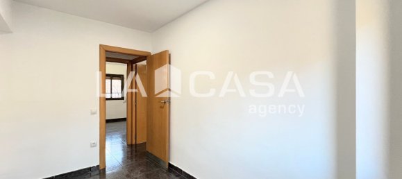 3 bedrooms Apartment in Badalona, Spain No. 173061 4