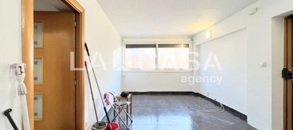 3 bedrooms Apartment in Badalona, Spain No. 173061 15