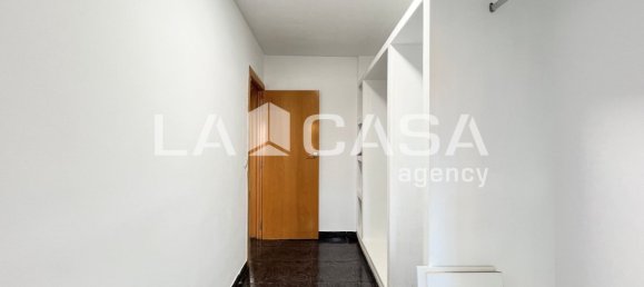 3 bedrooms Apartment in Badalona, Spain No. 173061 8