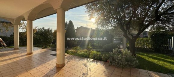 3 bedrooms Villa in Sotto il Monte Giovanni XXIII, Italy No. 295963 37