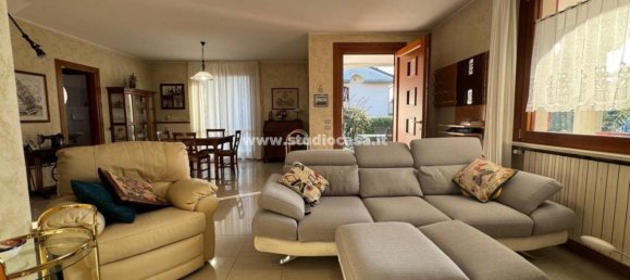 3 bedrooms Villa in Sotto il Monte Giovanni XXIII, Italy No. 295963 9