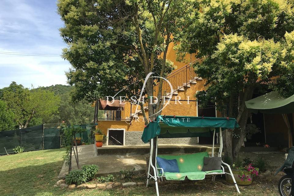 Gewerbliche Immobilie in Cinigiano, Italy 170m², Nr. 203887