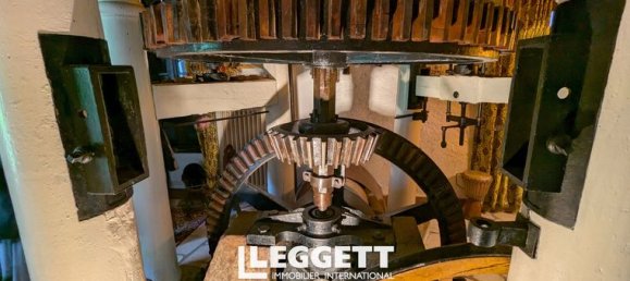 5 bedrooms House in Montgivray, France No. 302816 5