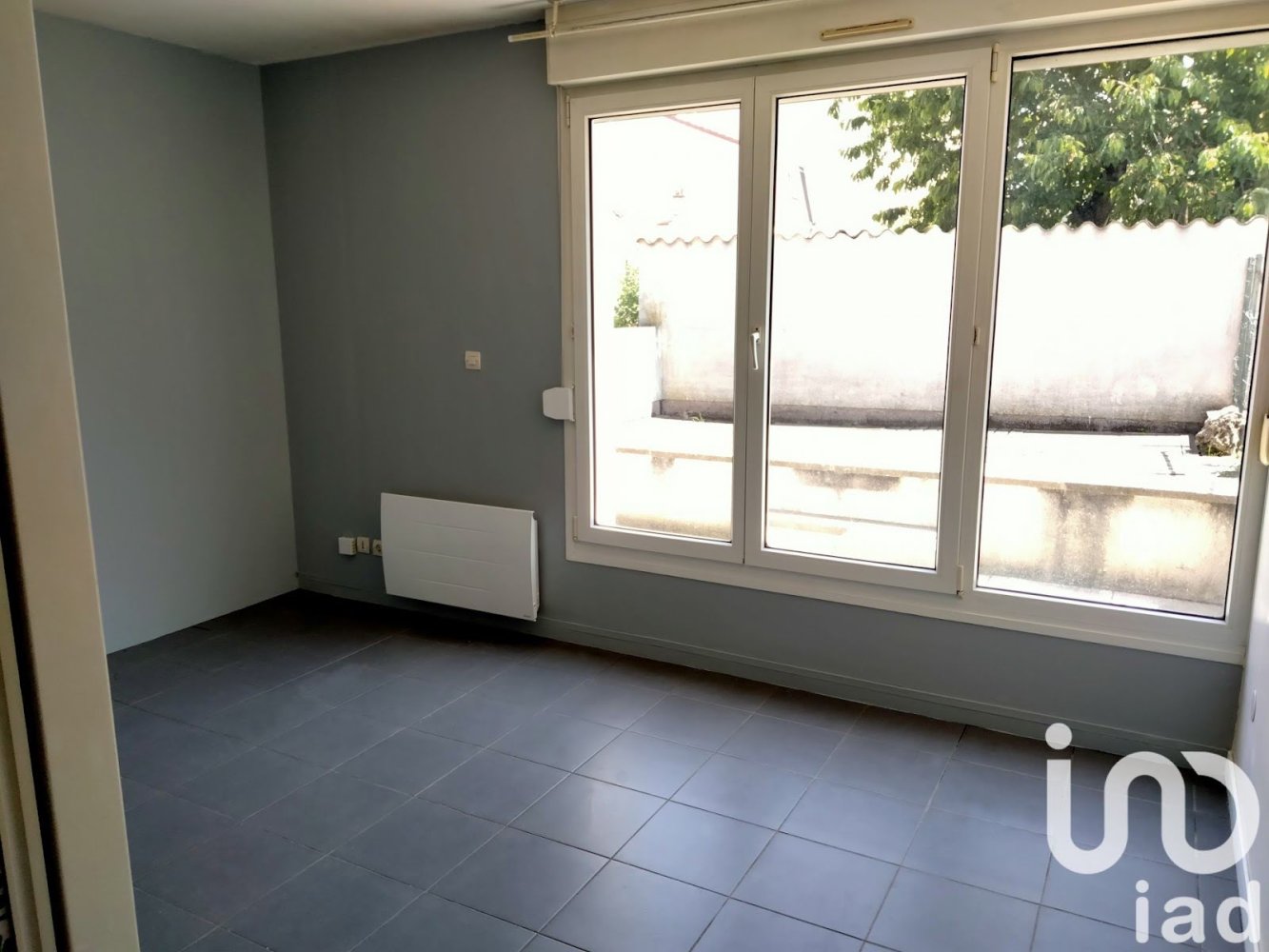 Estudio en Reims, France No. 152483