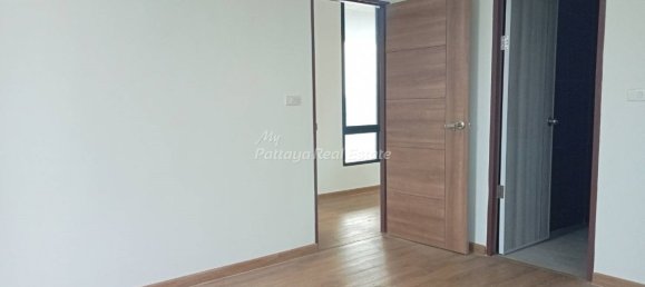 Casa de 4 dormitorios en Bang Lamung, Thailand No. 24983 19