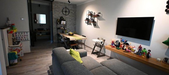 Дом с 4 комнатами в Оменья, Италия № 144595 2