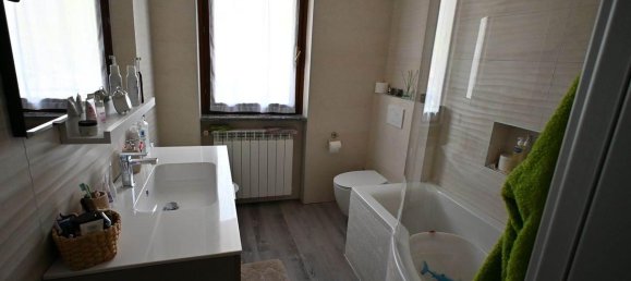 Дом с 4 комнатами в Оменья, Италия № 144595 3