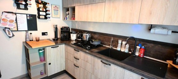 Дом с 4 комнатами в Оменья, Италия № 144595 11