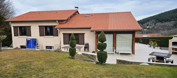 5 غرف نوم فيلا في Saint-Etienne, France رقم 348107 18