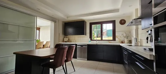 5 غرف نوم فيلا في Saint-Etienne, France رقم 348107 7