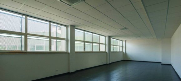 5 rooms Office in Florence, Italy No. 12071 2