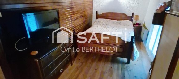 3 bedrooms House in Formigueres, France No. 341356 4