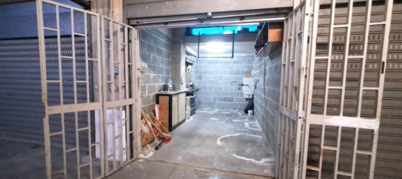 Garage à Triggiano, Italy 15m² No. 326303 3