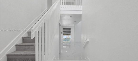 5 bedrooms Villa for sale in Miami, Miami-Dade, Florida, USA № 614349 6