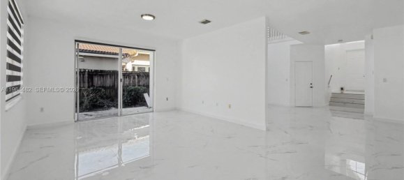 5 bedrooms Villa for sale in Miami, Miami-Dade, Florida, USA № 614349 15