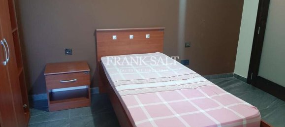 Apartamento de 3 dormitorios en Gharb, Malta No. 695 7