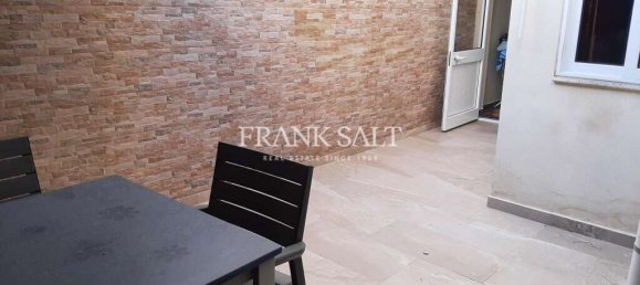 Apartamento de 3 dormitorios en Gharb, Malta No. 695 8