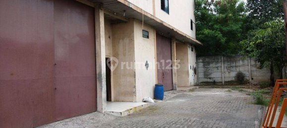 840m² Commercial property in Batuceper, Indonesia No. 1380 3