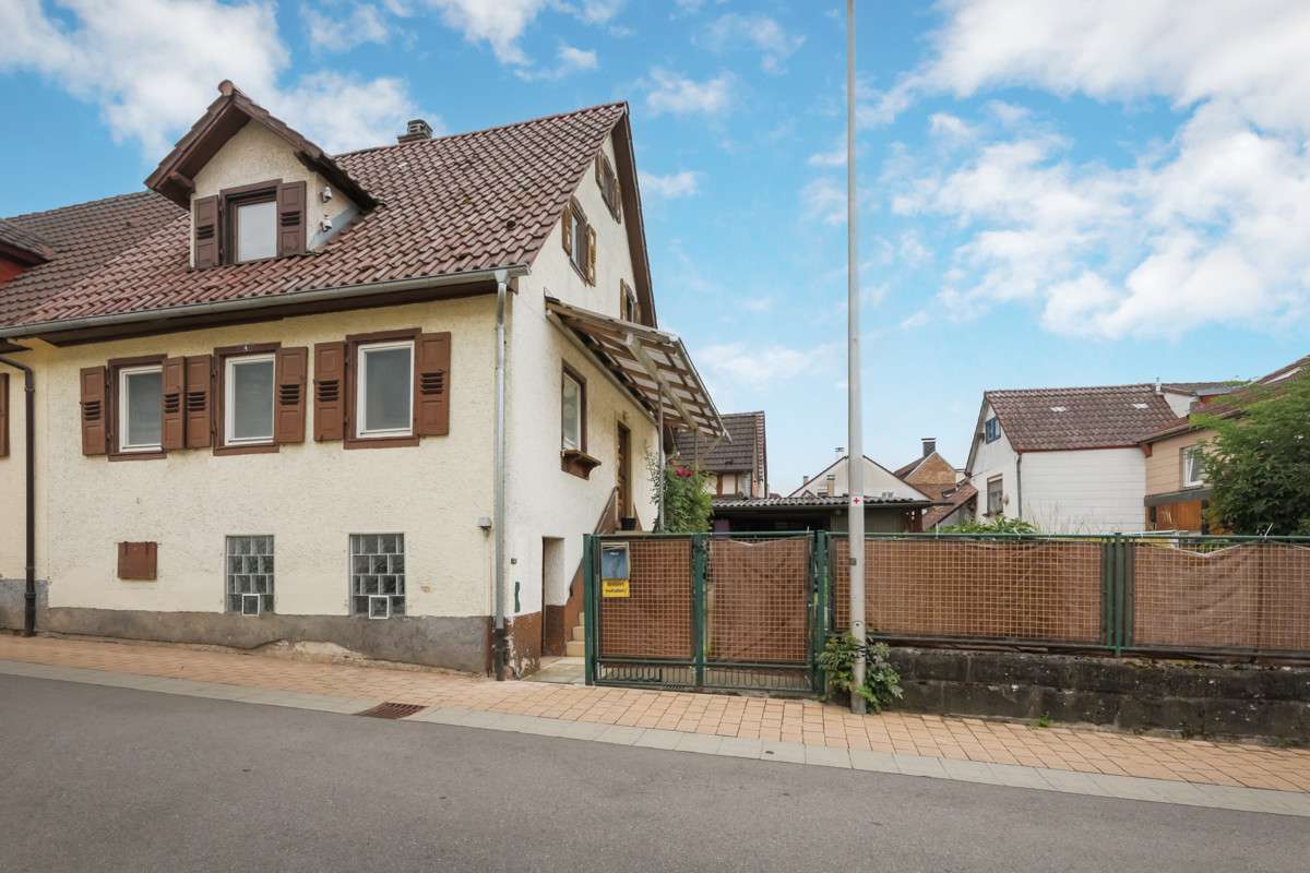 4-salle Maison de ville à Enzkreis, Germany No. 274764