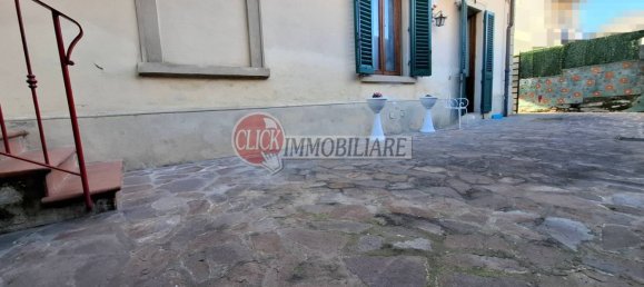2 Schlafzimmer Wohnung in Dicomano, Italy, Nr. 13863 9