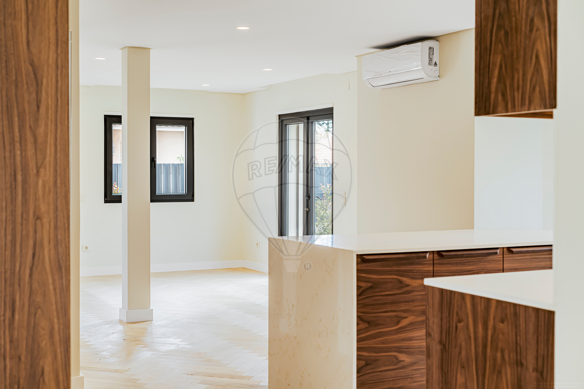 4 bedrooms House in Cascais, Portugal No. 160958