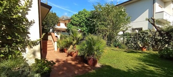 8 غرف نوم فيلا في Camaiore, Italy رقم 345377 4