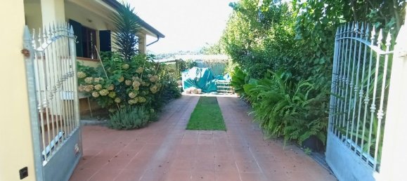 8 غرف نوم فيلا في Camaiore, Italy رقم 345377 9