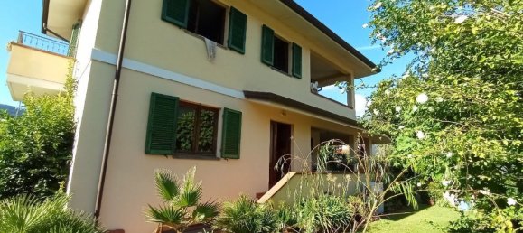 8 غرف نوم فيلا في Camaiore, Italy رقم 345377 45