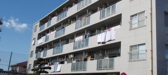 Квартира с 4 спальнями в Сидзуока, Япония № 1596 2