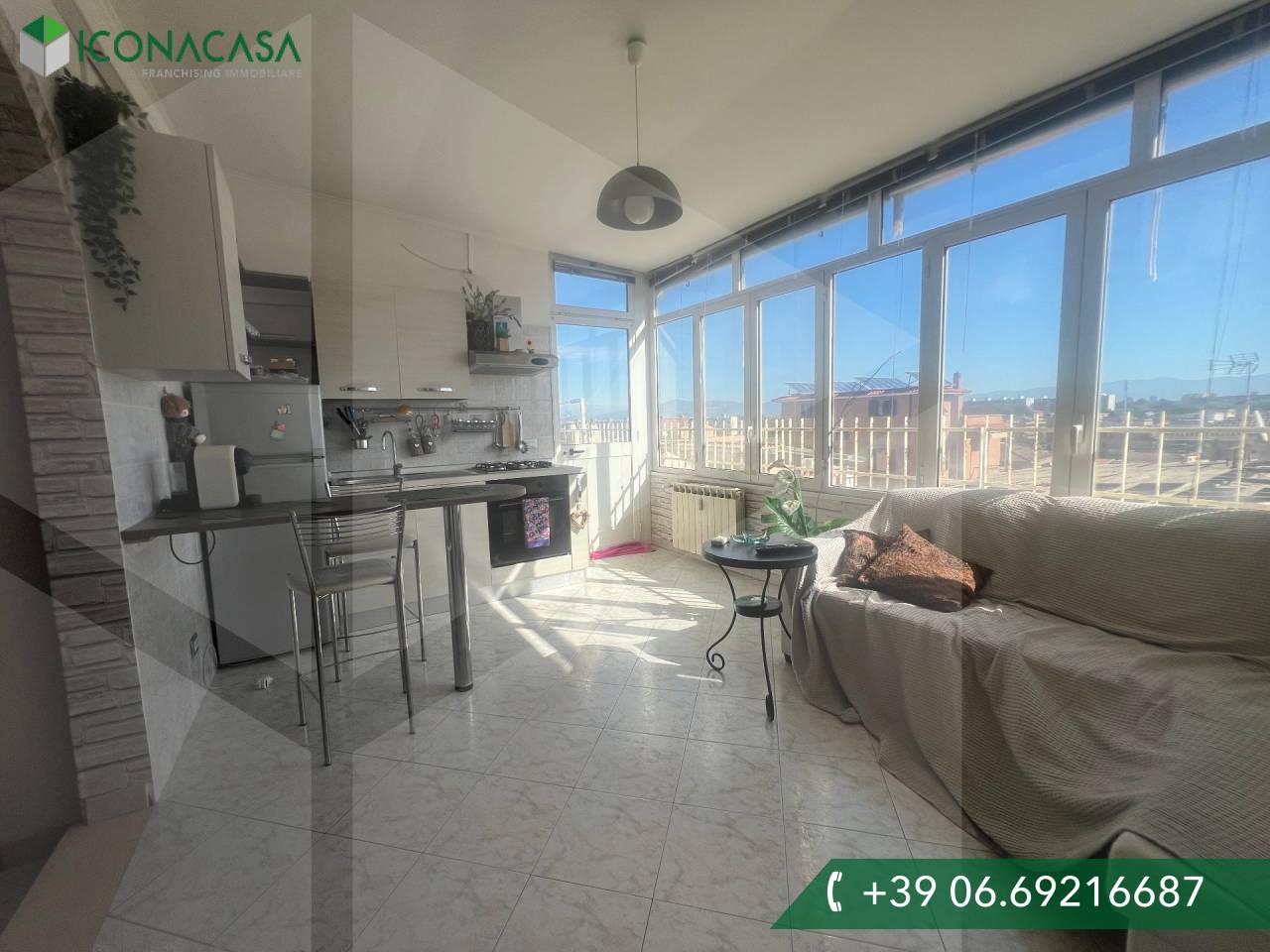 Apartamento de 3 habitaciónes en Rome, Italy No. 26438