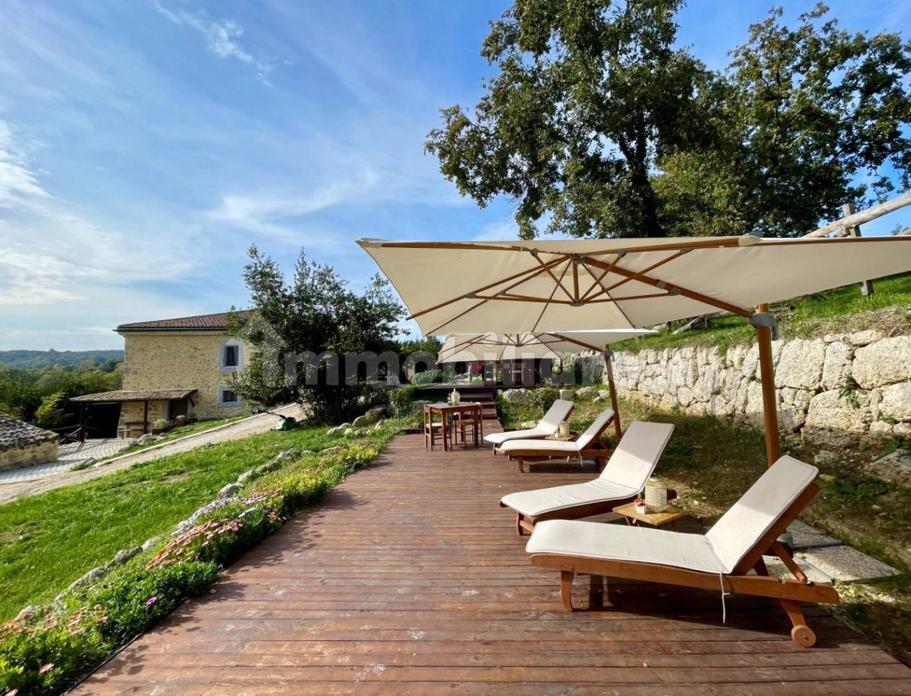 Casa de 4 dormitorios en Arpino, Italy No. 56358