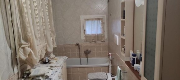 3 rooms Apartment in Rovigo, Italy No. 233998 8